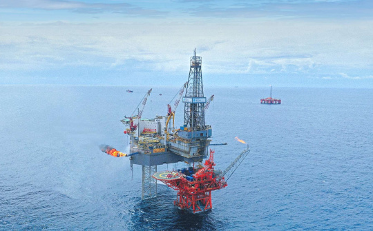 Dự án Đại Hùng giai đoạn 3 đón dòng dầu thương mại đầu tiên