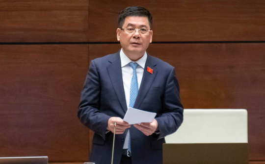 Bộ trưởng Nguyễn Hồng Diên phát biểu tiếp thu, giải trình tại phiên thảo luận về dự thảo Luật Hóa chất (sửa đổi)