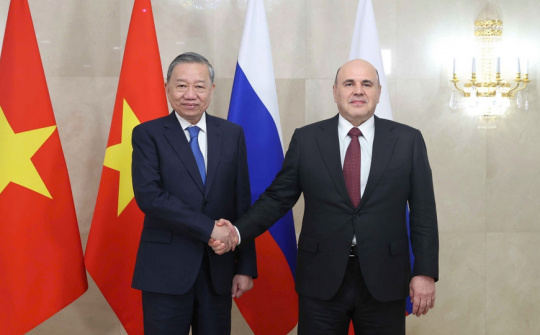 Tổng Bí thư Tô Lâm hội kiến với Thủ tướng Liên bang Nga