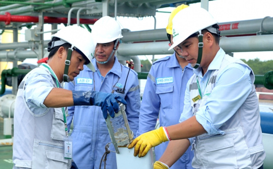 Tập đoàn Vinacontrol (VNC) sắp tăng vốn gấp đôi, cổ đông nhận thưởng và cổ tức lên tới 112%