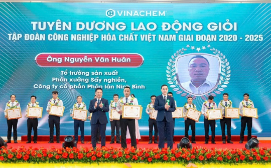 Người tổ trưởng “giữ lửa” sáng kiến ở Phân xưởng Sấy nghiền