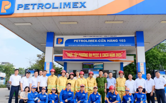 Petrolimex Hà Nội: Thực tập phương án PCCC & CNCH tại Cửa hàng 103