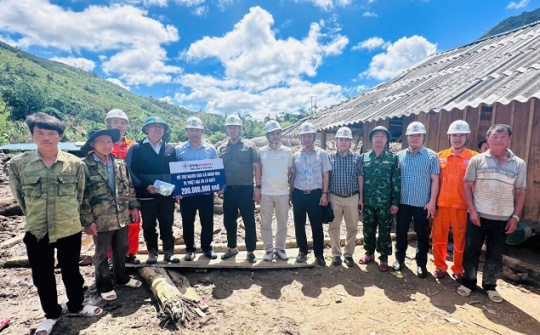 Tổng công ty Phát điện 1 kịp thời hỗ trợ 400 triệu đồng cho vùng lũ Tương Dương