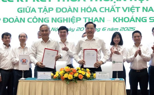 TKV ký kết thỏa thuận hợp tác với Tập đoàn Hóa chất Việt Nam