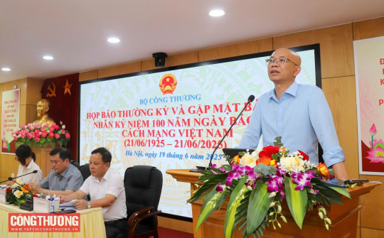 Đảm bảo tiến độ hoàn thành mục tiêu trong Chiến lược xuất nhập khẩu hàng hóa đến năm 2030