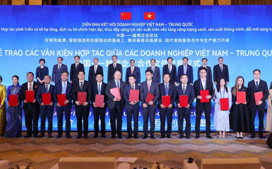 Thủ tướng: Cộng đồng doanh nghiệp Việt Nam - Trung Quốc tiếp tục là cầu nối kiến tạo phát triển