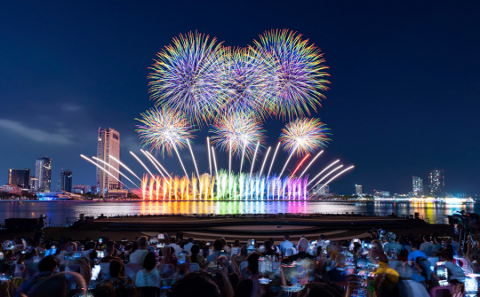 Lộ diện 2 đội thi xuất sắc nhất vào chung kết Lễ hội pháo hoa quốc tế Đà Nẵng