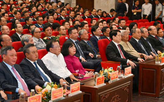 Hà Nội công bố danh sách lãnh đạo chủ chốt tại 126 xã, phường mới thành lập