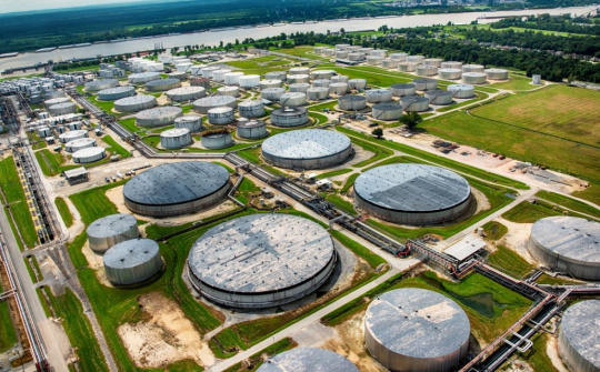 Giá xăng dầu hôm nay 4/6: Sản lượng OPEC+ tăng gây mất cân bằng cung - cầu