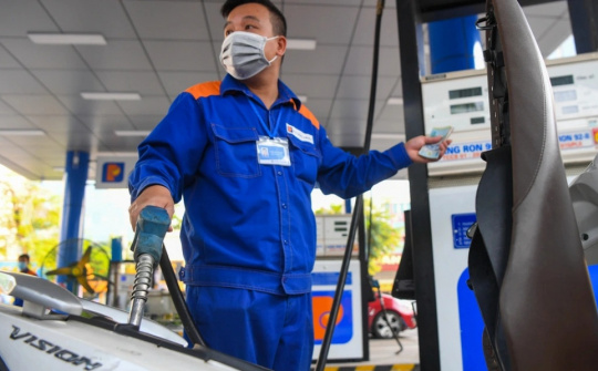 Kỳ điều hành giá xăng dầu ngày 10/7: Giá xăng trong nước đồng loạt tăng nhẹ