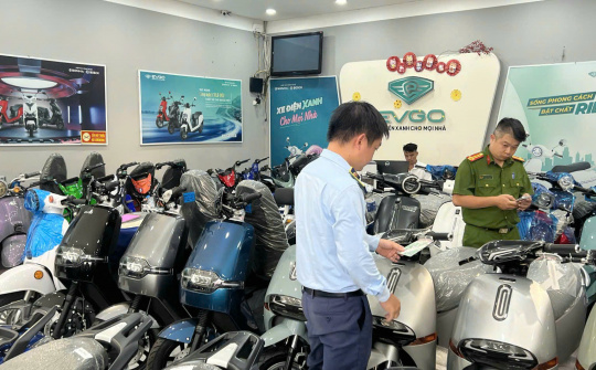 Chuyển hồ sơ vụ việc kinh doanh xe máy điện giả nhãn hiệu cho Công an Hà Nội điều tra, xử lý