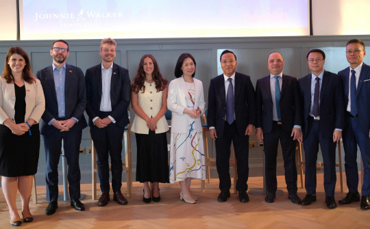 Việt Nam - Vương quốc Anh: Nhiều dư địa hợp tác trong lĩnh vực công nghiệp, thương mại và năng lượng