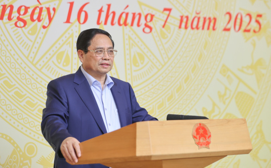 Thủ tướng: Tăng trưởng 8,3-8,5% năm 2025 là mục tiêu khó, nhiều thách thức nhưng không thể không làm