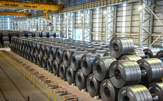 Hòa Phát đạt lợi nhuận sau thuế hơn 7.600 tỷ đồng trong 6 tháng đầu năm, nâng sản lượng HRC lên 9 triệu tấn