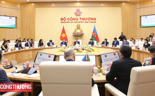Việt Nam - Azerbaijan tăng cường triển khai hiệu quả Bản ghi nhớ hợp tác trong lĩnh vực năng lượng