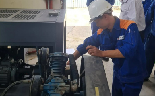 Tổng kho Xăng dầu Nhà Bè: Nâng cao kỹ thuật vận hành thiết bị áp lực