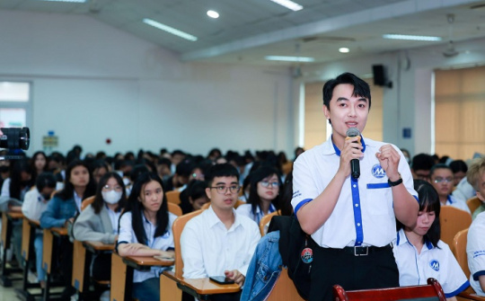 Khởi động chuỗi hội thảo về quản lý tài chính cho Gen Z