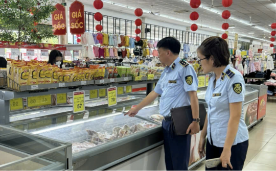 Tăng cường kiểm soát thị trường, chủ động giải pháp đảm bảo nguồn cung hàng hóa thiết yếu ứng phó bão số 3 WIPHA