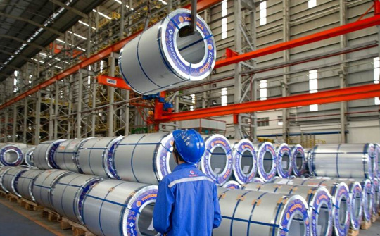 Tôn Đông Á (GDA): Chốt chia cổ tức tỷ lệ 30%, xúc tiến việc chào bán cổ phiếu tỷ lệ 3:1