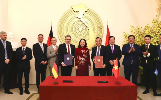 Việt Nam - Đức ký Tuyên bố chung về thiết lập Đối tác Năng lượng