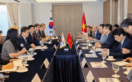 Bộ trưởng Nguyễn Hồng Diên làm việc với các tập đoàn Hàn Quốc, thúc đẩy hợp tác công nghiệp, năng lượng song phương