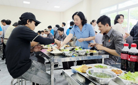 CASUMINA tổ chức “Bữa cơm Công đoàn” 2025, chăm lo gần 2.000 người lao động
