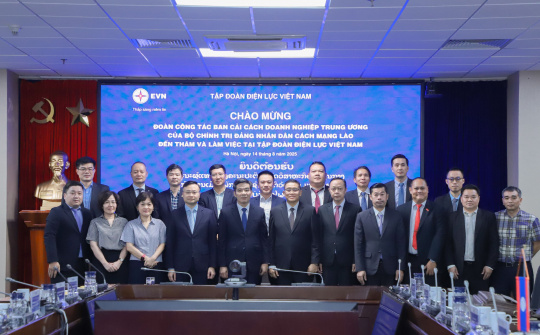 Tập đoàn Điện lực Việt Nam chia sẻ kinh nghiệm với Ban Cải cách doanh nghiệp Trung ương, nước CHDCND Lào