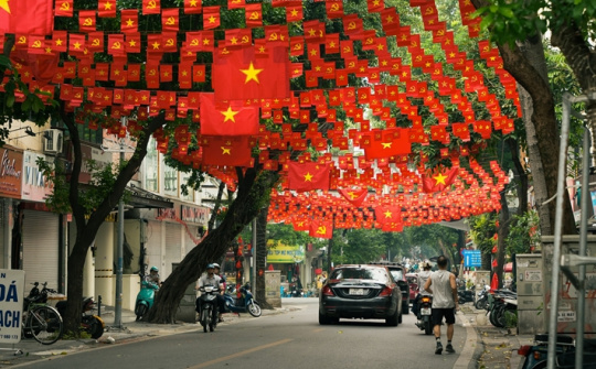 Thủ đô Hà Nội hiện lên trong diện mạo lễ hội rực rỡ nhất dịp đại lễ Quốc khánh 2/9
