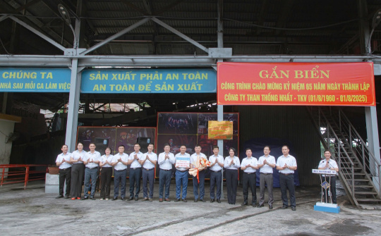 Than Thống Nhất: Gắn biển công trình ghép nối hai tuyến băng tải dốc