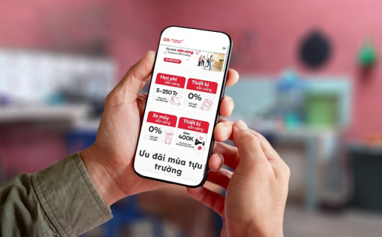 Tạm gác giấc mơ của mẹ, thắp sáng nụ cười con
