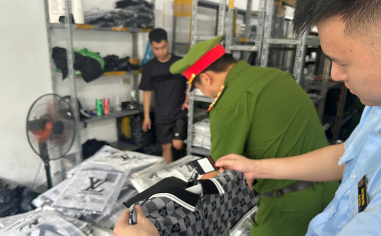 Hà Nội diệt hàng giả: Không có “vùng cấm” trong trận tuyến bảo vệ người tiêu dùng và thương hiệu Việt