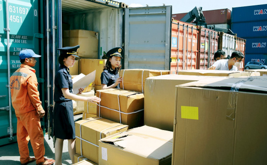Hải quan khu vực I tăng cường kiểm soát, xử lý nghiêm vi phạm buôn lậu và gian lận thương mại