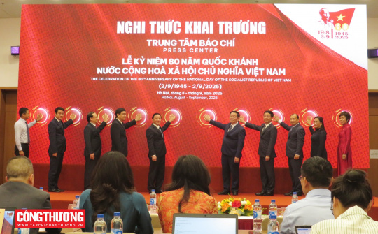 Lễ kỷ niệm 80 năm Quốc khánh thu hút hơn 1.500 phóng viên trong nước và quốc tế tác nghiệp