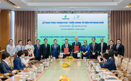 Petrovietnam và Copenhagen Infrastructure Partners ký thỏa thuận phát triển điện gió ngoài khơi