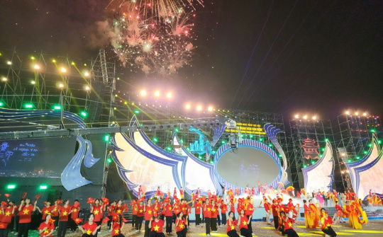 Bắc Ninh thắp sáng bầu trời Quốc khánh với 2.000 quả pháo hoa tầm cao