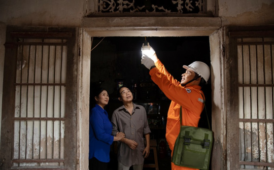 Những lá thư cảm ơn của khách hàng gửi EVNHANOI