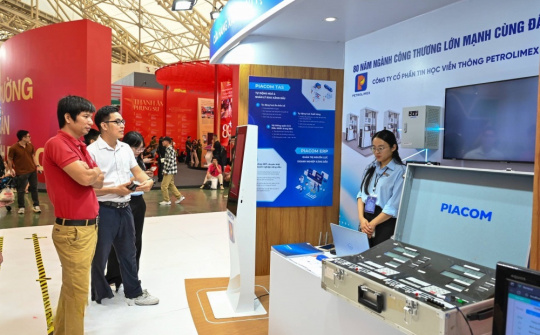 Cửa hàng xăng dầu tự động “Made in Vietnam” - Điểm nhấn công nghệ tại Triển lãm thành tựu ngành Công Thương