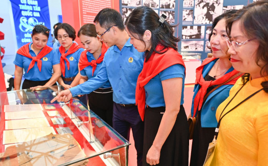 Ký ức và khát vọng: 80 năm ngành Công Thương lớn mạnh cùng đất nước