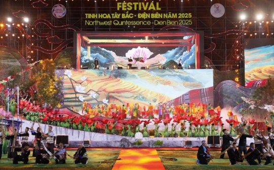 Khai mạc Festival Tinh hoa Tây Bắc – Điện Biên 2025: Điểm hẹn văn hóa, du lịch khu vực