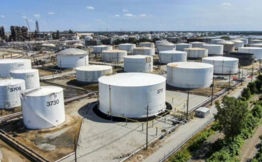 Giá xăng dầu hôm nay 25/9: Tồn kho dầu tại Mỹ bất ngờ giảm