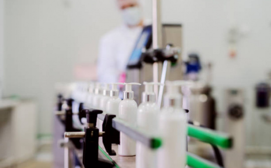 Cảnh báo an toàn: Hà Nội đình chỉ lưu hành, thu hồi 2 mỹ phẩm vi phạm