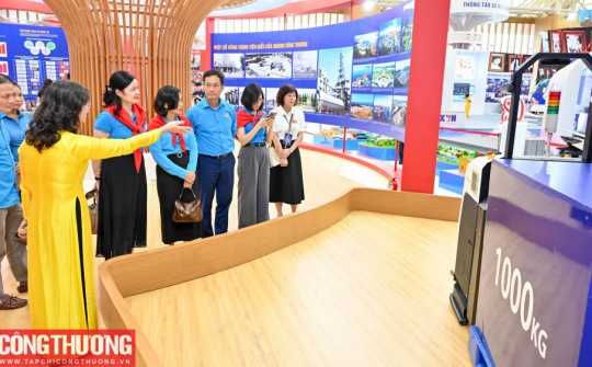 Kéo dài thời gian Triển lãm thành tựu Đất nước đến hết ngày 15/9/2025