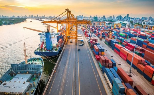 Một số quy định mới về thực hiện thủ tục biên phòng điện tử cảng biển