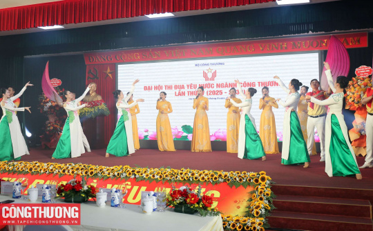 [ĐANG DIỄN RA] Đại hội Thi đua yêu nước ngành Công Thương lần thứ IV, giai đoạn 2025-2030