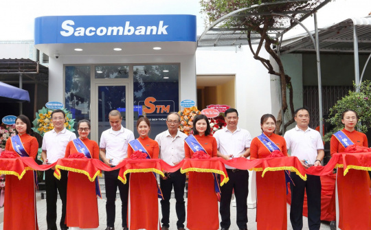 Sacombank mở rộng hệ thống máy giao dịch tự động STM phục vụ 24/7