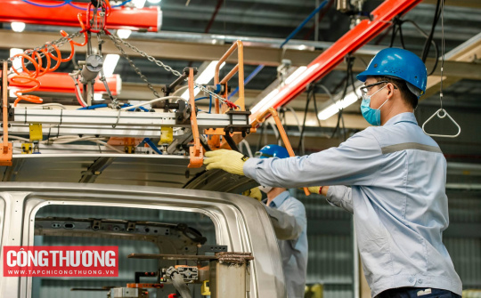 PMI tháng 8/2025: Sản lượng sản xuất tăng mạnh, doanh nghiệp lạc quan về tình hình kinh doanh