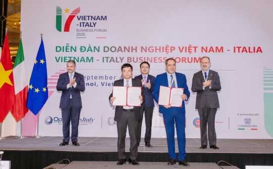 Việt Nam - Italia hợp tác thành lập Trung tâm Thiết kế tiên tiến trong lĩnh vực viễn thông và không gian