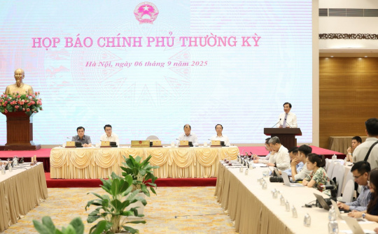 Kinh tế - xã hội 8 tháng đầu năm tiếp tục xu hướng tích cực