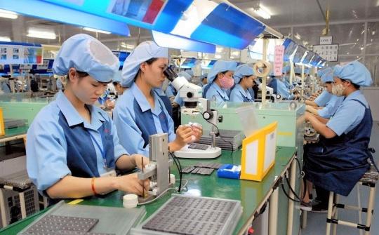 8 tháng, thu hút vốn đầu tư FDI vượt 26 tỷ USD