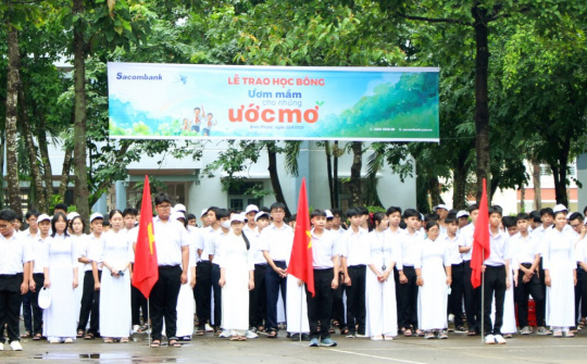 Ngân hàng Sacombank “Uơm mầm cho những ước mơ” - Chung tay vun đắp thế hệ trẻ
